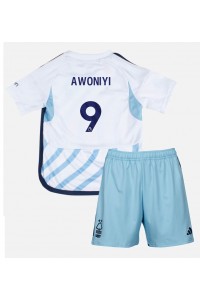 Nottingham Forest Taiwo Awoniyi #9 Jalkapallovaatteet Lasten Vieraspeliasu 2023-24 Lyhythihainen (+ Lyhyet housut)